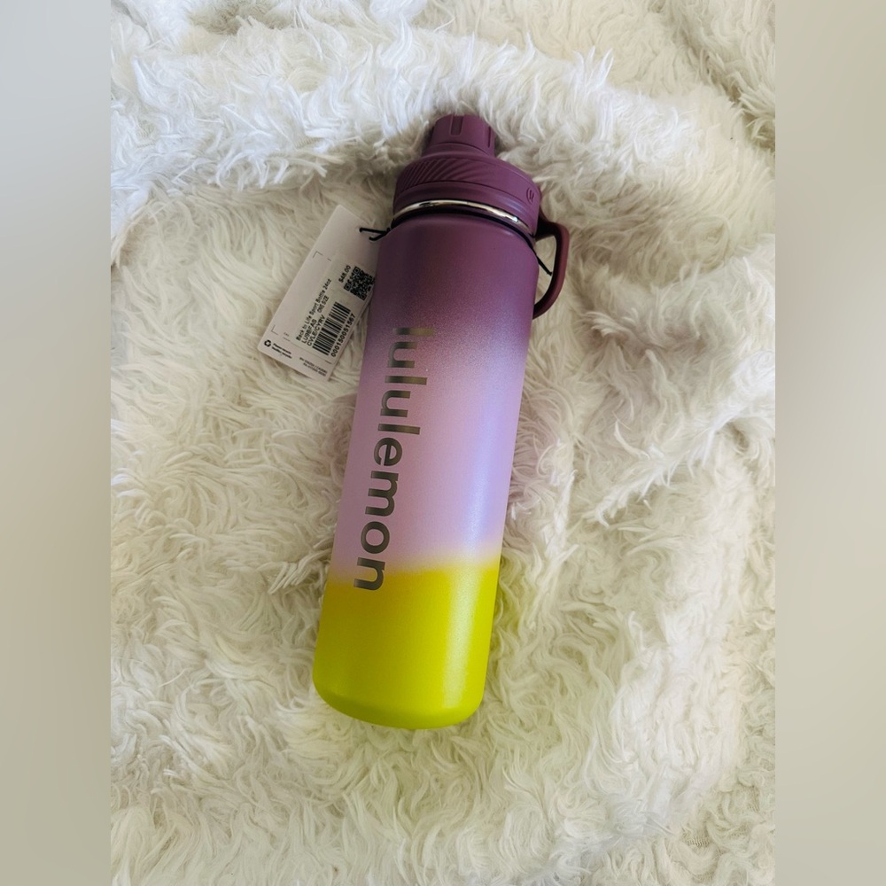 LULULEMON Back to Life Sports Bottle